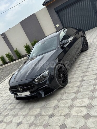 Mercedes E 220 d 4MATIC 2018, 129,000 km - 2.0 l - Bakı