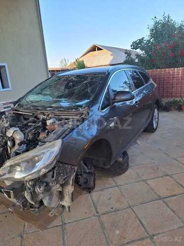Opel Astra 2011, 300,000 km - 1.3 l - Bakı