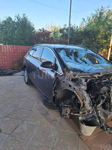 Opel Astra 2011, 300,000 km - 1.3 l - Bakı
