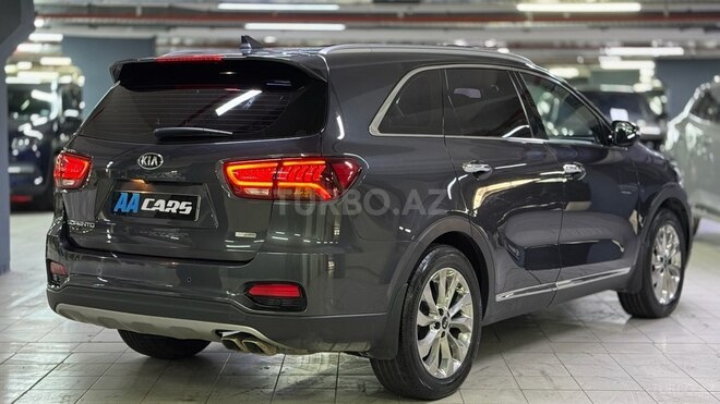 Kia Sorento-4