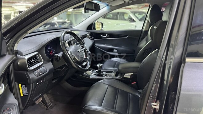 Kia Sorento-7