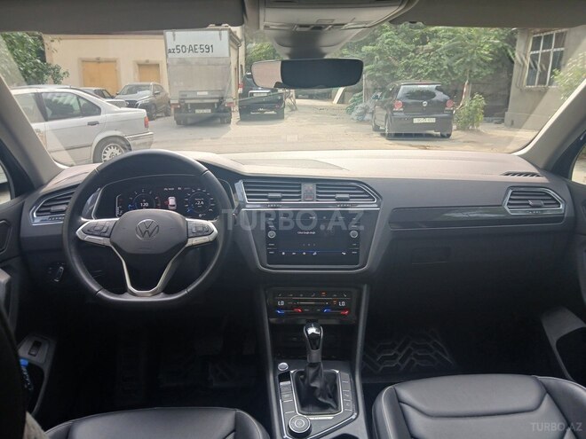 Volkswagen Tiguan 2021, 67,000 km - 1.5 л - Bakı