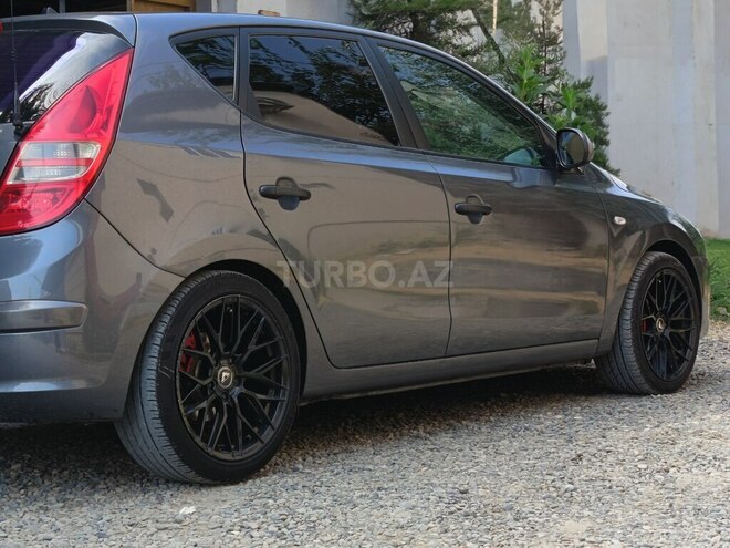 Hyundai i30 2009, 380,000 km - 1.6 l - Şirvan