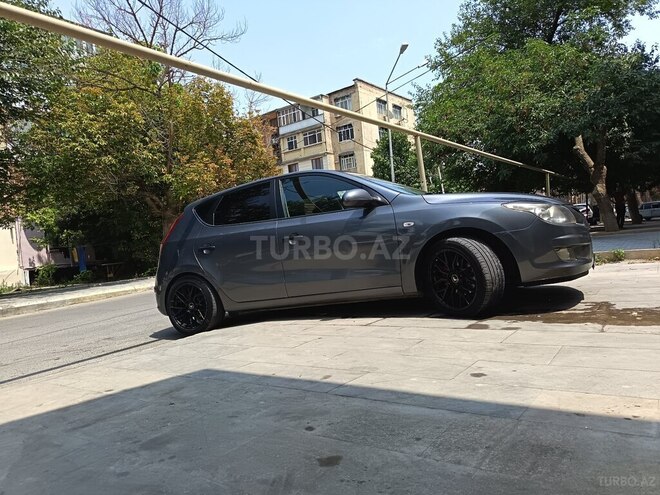 Hyundai i30 2009, 380,000 km - 1.6 l - Şirvan