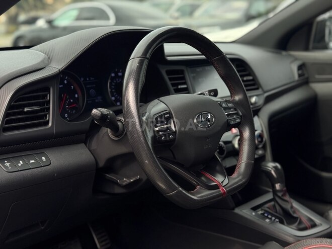 Hyundai Elantra 2019, 120,000 km - 1.6 л - Bakı