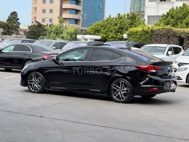Hyundai Elantra 2019, 120,000 km - 1.6 л - Bakı
