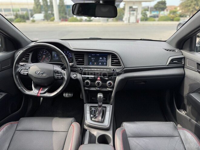 Hyundai Elantra 2019, 120,000 km - 1.6 л - Bakı