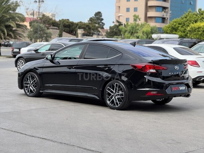 Hyundai Elantra 2019, 120,000 km - 1.6 л - Bakı
