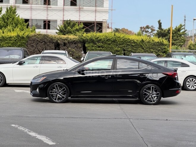 Hyundai Elantra 2019, 120,000 km - 1.6 л - Bakı