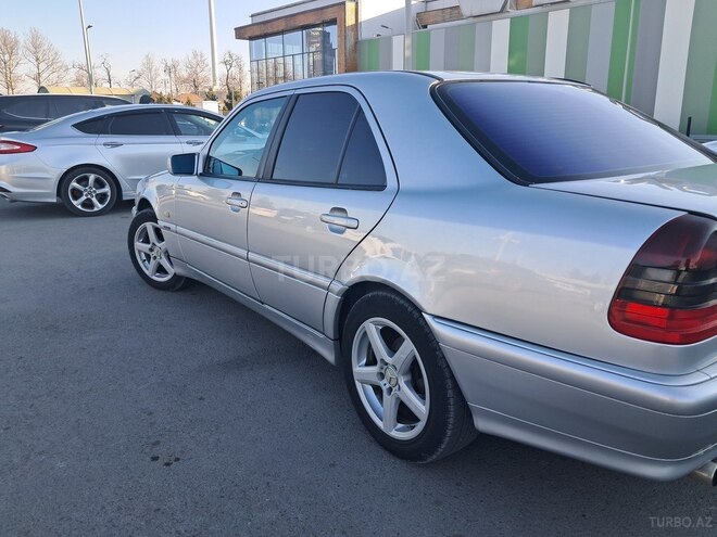 Mercedes C 200 2000, 250,000 km - 2.0 л - Şəmkir