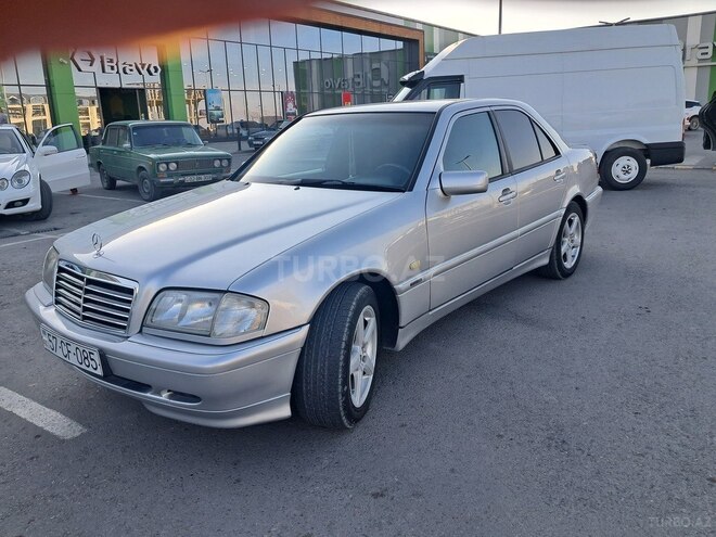 Mercedes C 200 2000, 250,000 km - 2.0 л - Şəmkir