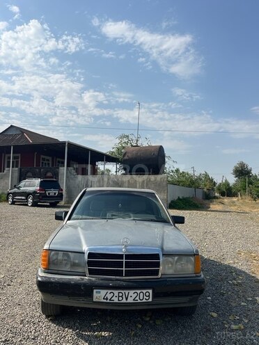 Mercedes 190 1990, 350,000 km - 2.0 l - Cəlilabad