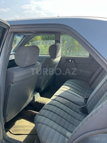 Mercedes 190 1990, 350,000 km - 2.0 l - Cəlilabad