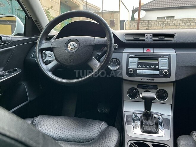 Volkswagen Passat 2006, 270,000 km - 2.0 l - Bakı