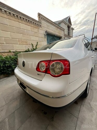 Volkswagen Passat 2006, 270,000 km - 2.0 l - Bakı