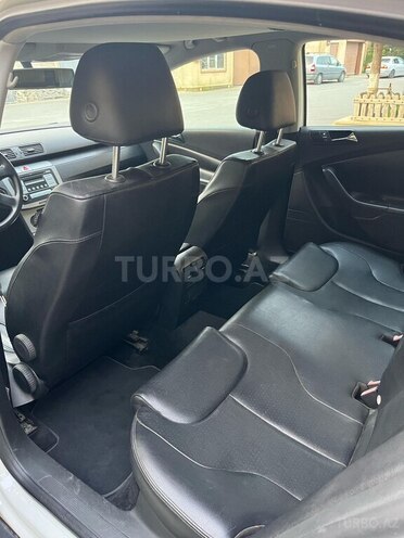Volkswagen Passat 2006, 270,000 km - 2.0 l - Bakı