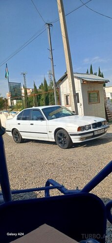 BMW 520-11