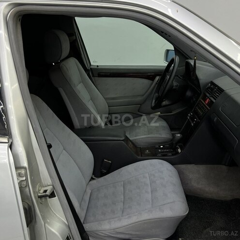 Mercedes C 200 1996, 325,111 km - 2.0 l - Sumqayıt