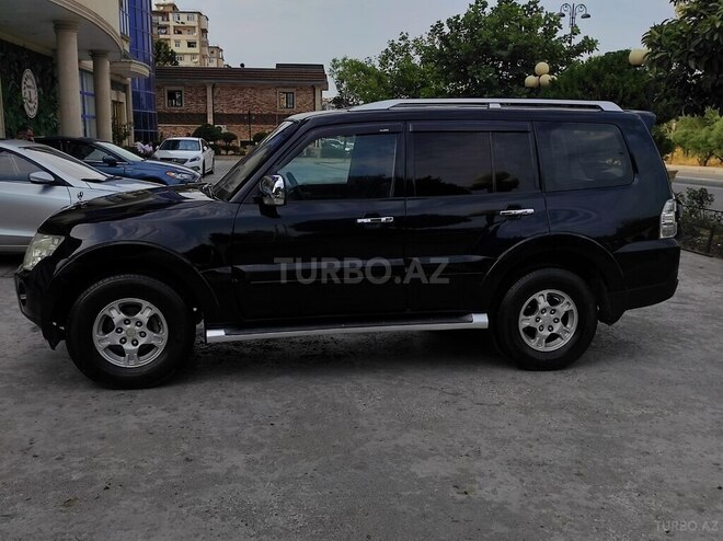 Mitsubishi Pajero 2007, 230,000 km - 3.0 l - Bakı
