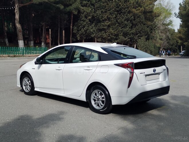 Toyota Prius 2018, 129,000 km - 1.8 l - Sumqayıt