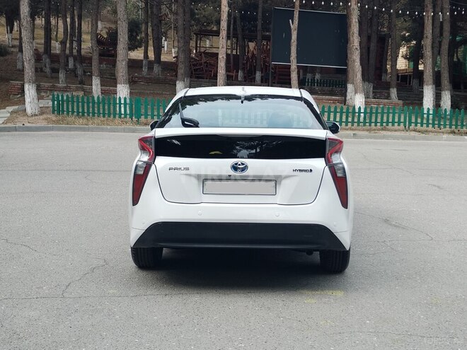 Toyota Prius 2018, 129,000 km - 1.8 l - Sumqayıt