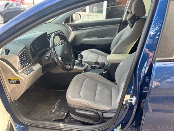 Hyundai Elantra 2017, 80,000 km - 2.0 л - Bakı