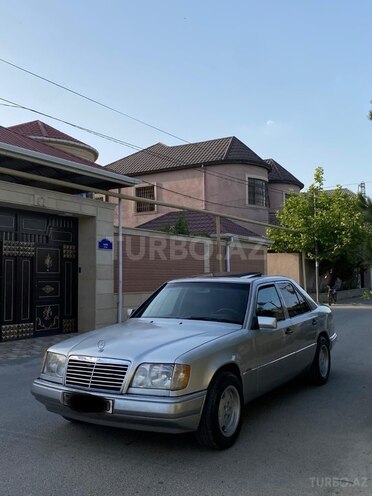 Mercedes E 200 d 1993, 346,000 km - 2.0 l - Bakı