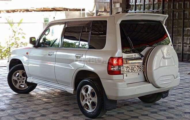 Mitsubishi Pajero io 2000, 25,000 km - 1.8 л - Ağsu