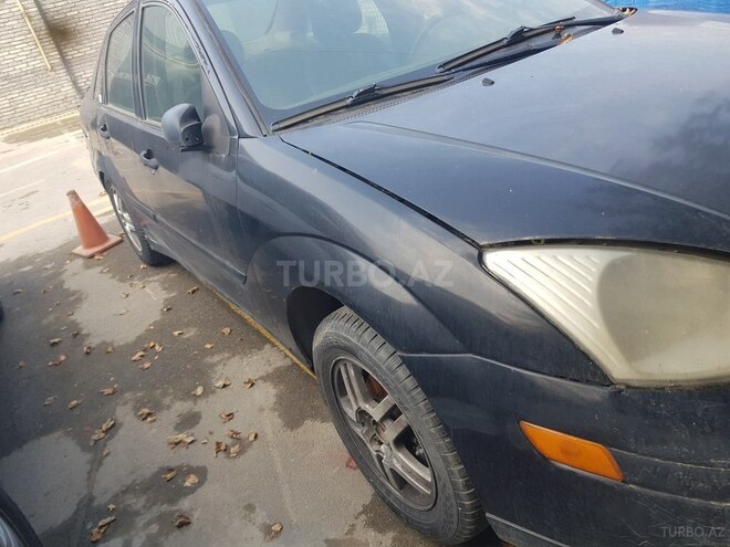 Ford Focus 2000, 256,341 km - 2.0 l - Bakı