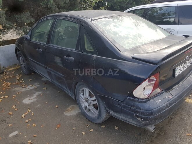 Ford Focus 2000, 256,341 km - 2.0 l - Bakı