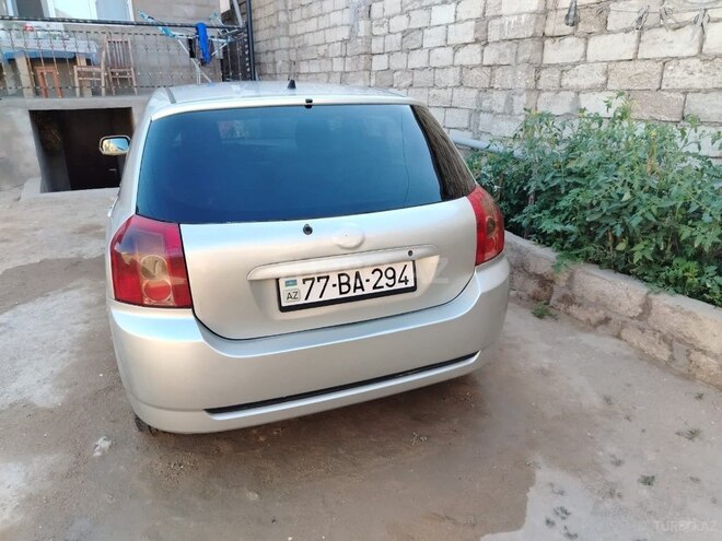 Toyota Corolla 2006, 323,312 km - 1.4 l - Bakı