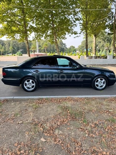 Mercedes E 270 1999, 457,000 km - 2.7 л - Bakı