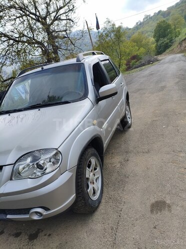 Chevrolet Niva 2014, 95,000 km - 1.7 l - Yardımlı