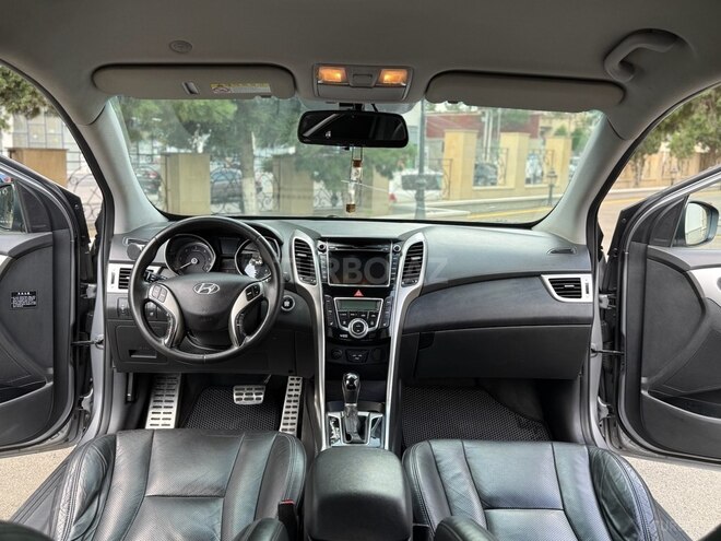 Hyundai i30 2013, 218,000 km - 1.6 л - Bakı