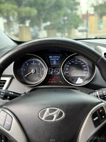 Hyundai i30 2013, 218,000 km - 1.6 л - Bakı