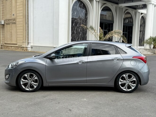 Hyundai i30 2013, 218,000 km - 1.6 л - Bakı