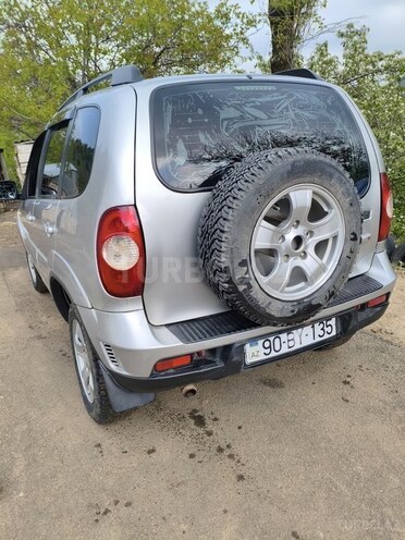 Chevrolet Niva 2014, 95,000 km - 1.7 l - Yardımlı