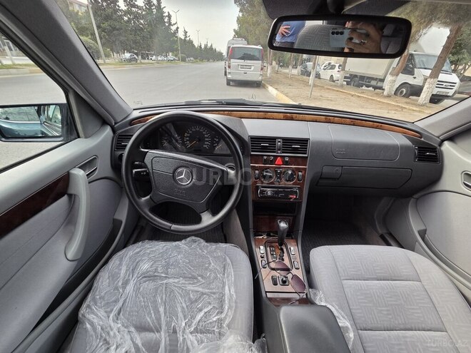 Mercedes C 200 1999, 427,000 km - 2.0 л - Sumqayıt
