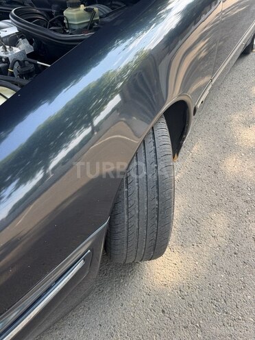 Mercedes E 270 1999, 457,000 km - 2.7 л - Bakı