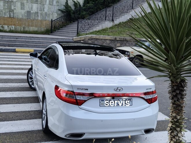 Hyundai Grandeur 2012, 225,700 km - 2.4 л - Tovuz