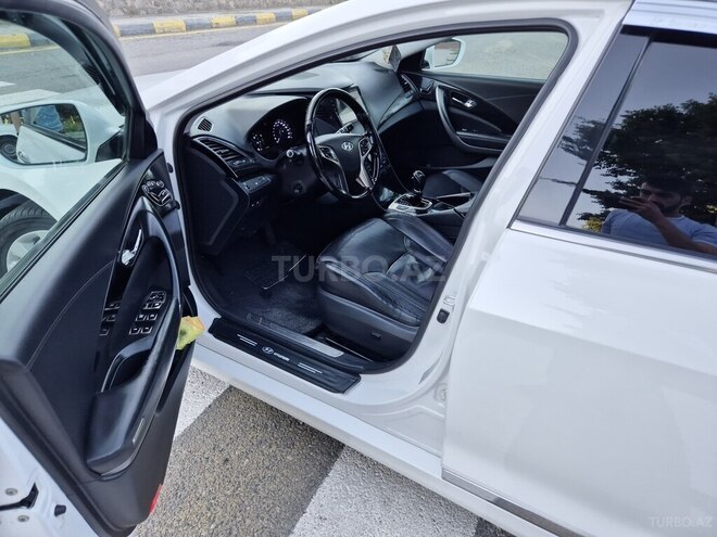 Hyundai Grandeur 2012, 225,700 km - 2.4 л - Tovuz