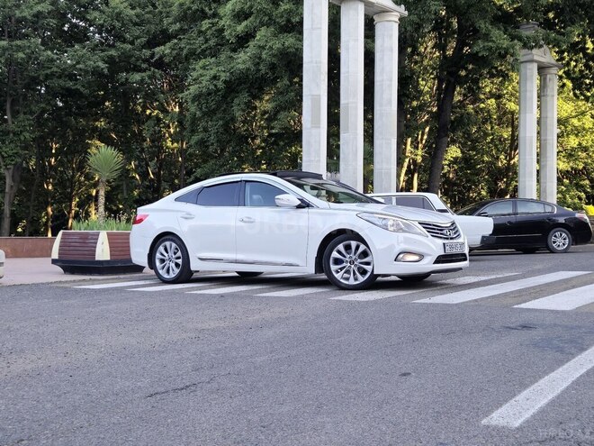 Hyundai Grandeur 2012, 225,700 km - 2.4 л - Tovuz