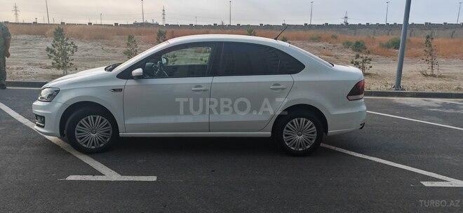 Volkswagen Polo 2019, 96,000 km - 1.6 l - Bakı