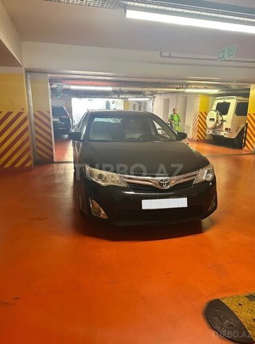 Toyota Camry-1