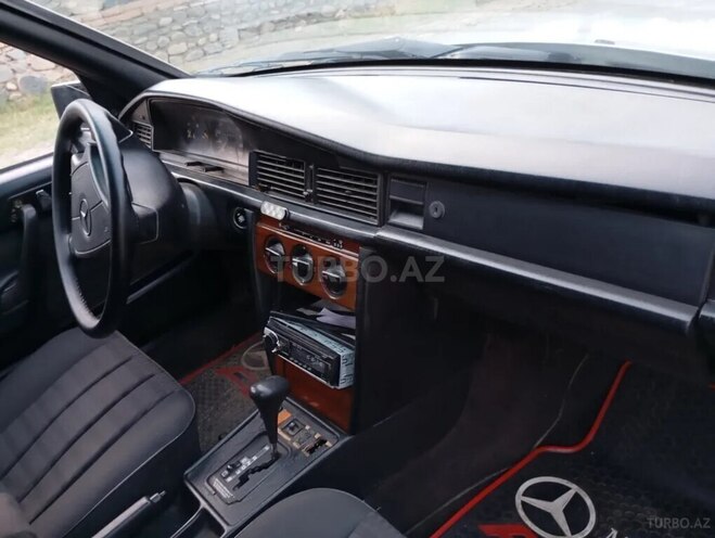 Mercedes 190 1991, 250,000 km - 2.0 l - Gəncə
