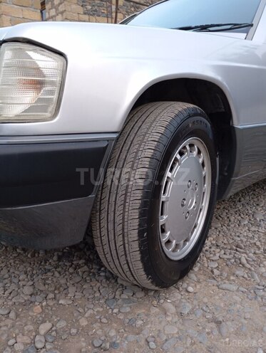 Mercedes 190 1991, 250,000 km - 2.0 l - Gəncə