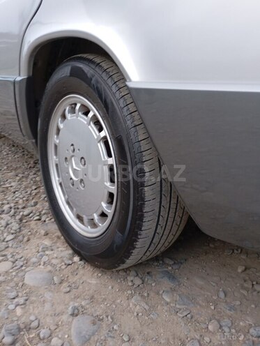 Mercedes 190 1991, 250,000 km - 2.0 l - Gəncə