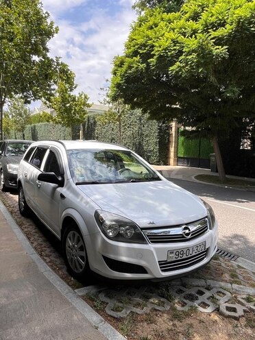 Opel Astra 2009, 194,435 km - 1.4 l - Bakı