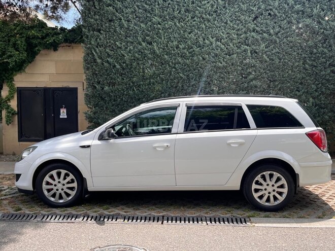 Opel Astra 2009, 194,435 km - 1.4 l - Bakı