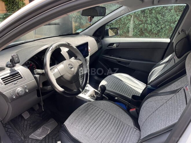 Opel Astra 2009, 194,435 km - 1.4 l - Bakı